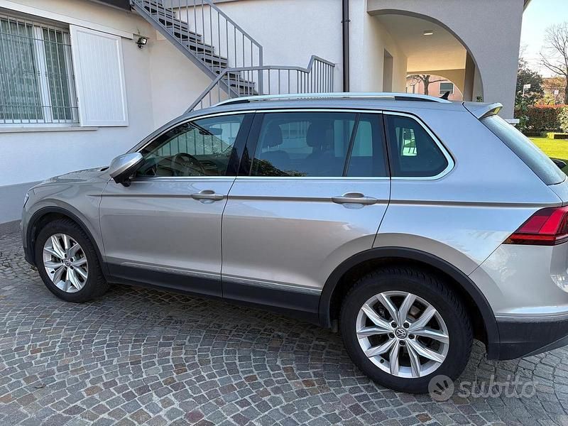 Usata VW Tiguan Advance 150 CV (110 kW) 2017 Grigio SUV