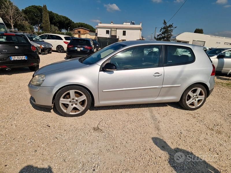 Usata VW Golf IV Sportline 140 CV (102 kW) 2006 Grigio Berlina