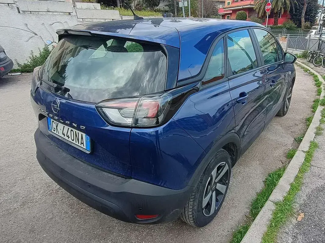 Usata Opel Crossland Edition 110 CV (80 kW) 2022 Blu/azzurro SUV
