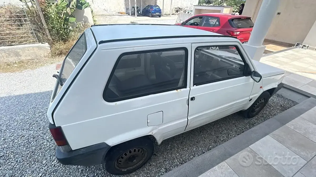 Usata Fiat Panda 54 CV (39 kW) 2001 Bianco Utilitaria
