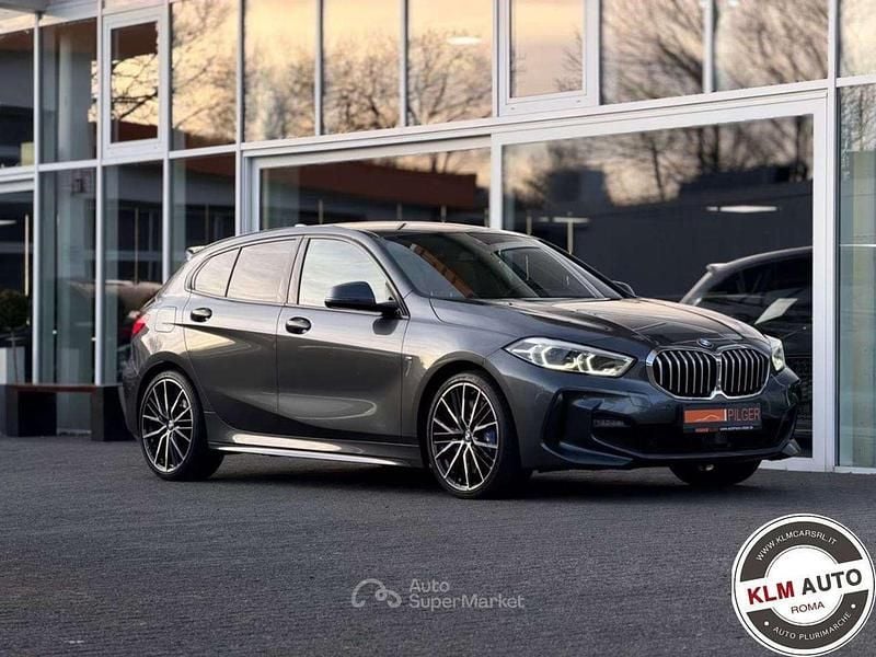 Usata BMW 118 M Sport 136 CV (100 kW) 2021 Grigio minerale Utilitaria