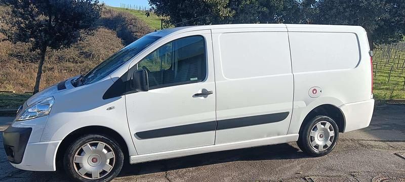 Usata Fiat Scudo 131 CV (96 kW) 2016 Bianco Furgone