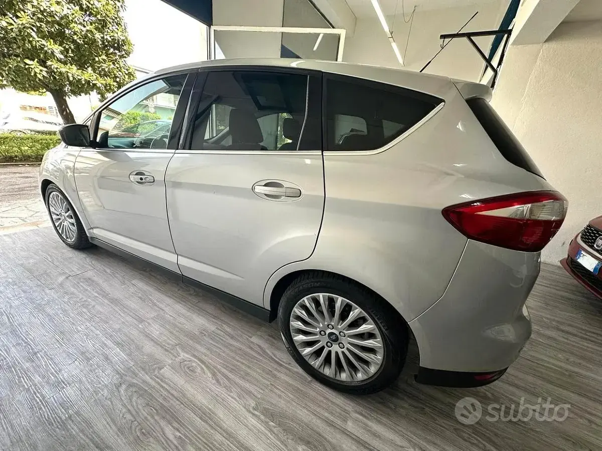 Occasion Ford C-MAX Titanium 115 ch (84 kW) 2012 Gris Monospace