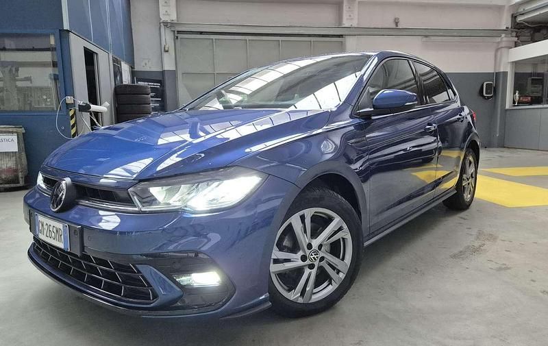 Blue reef met Usata 2023 VW Polo R-line Tre volumi | 19.150 € (Buon prezzo) - Immagine 1/4