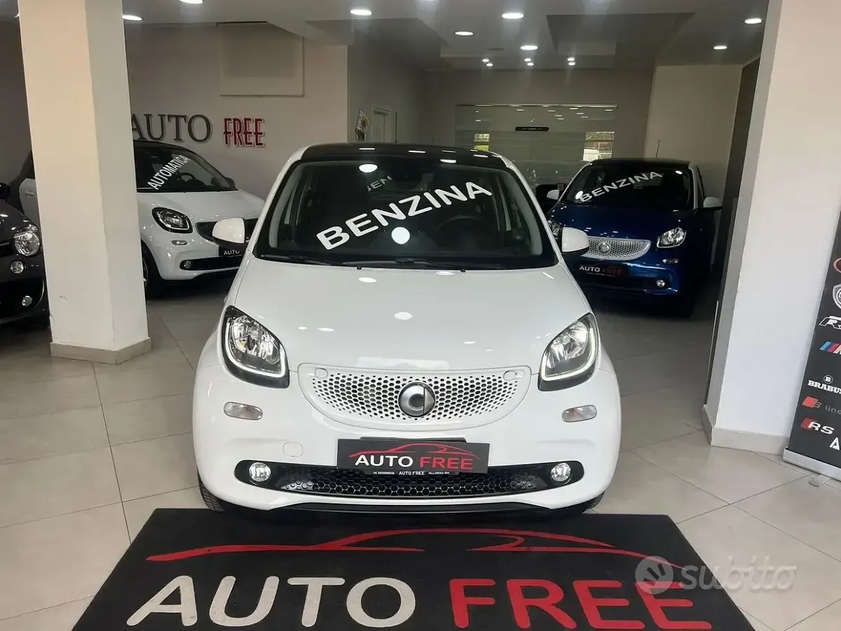 Usata Smart ForFour Passion 71 CV (52 kW) 2018 Bianco Utilitaria