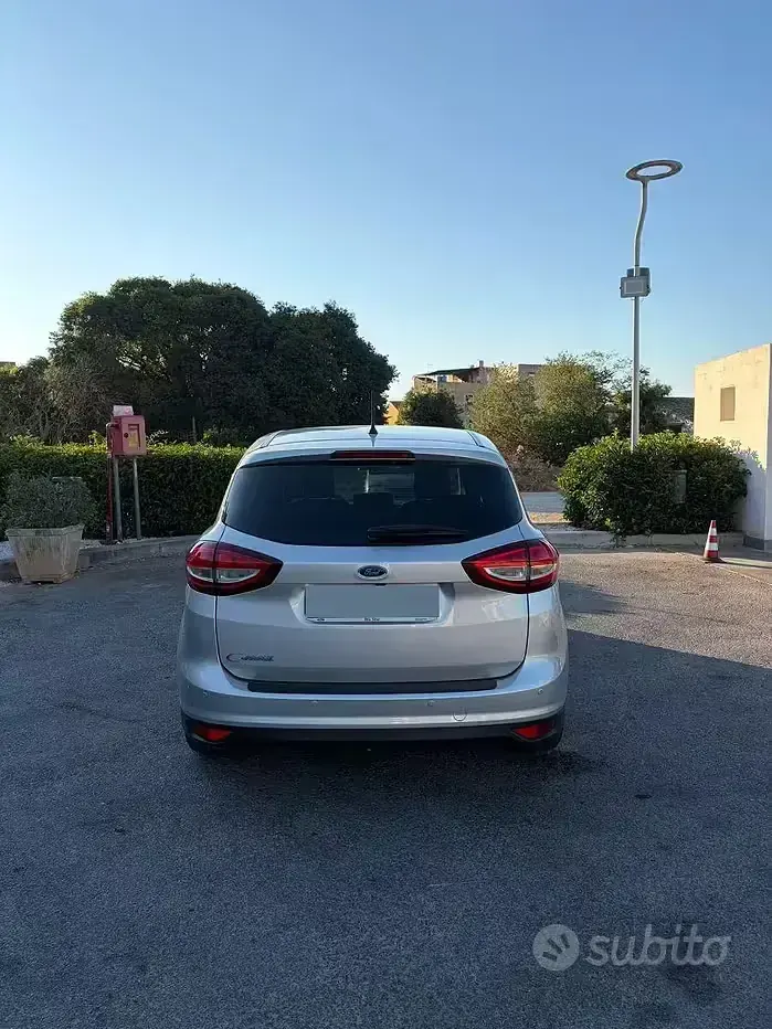 Usata Ford C-MAX Titanium 120 CV (88 kW) 2017 Grigio Monovolume
