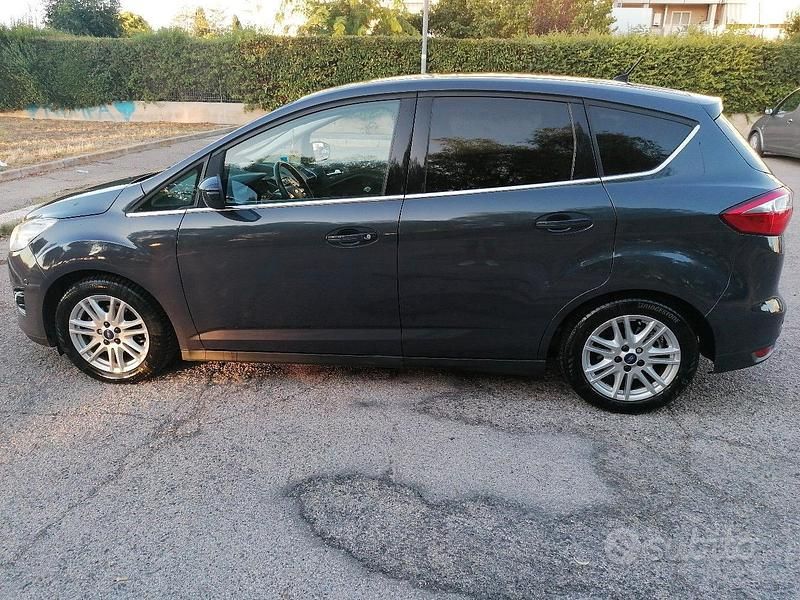 Usata Ford C-MAX Titanium 115 CV (84 kW) 2014 Grigio Monovolume