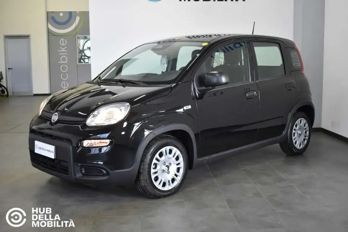 Usata Fiat Panda S 69 CV (50 kW) 2024 Nero Utilitaria