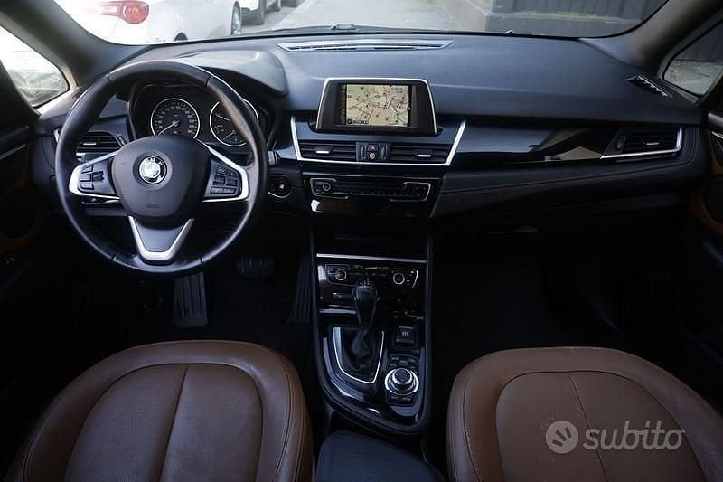 Usata BMW 216 Active Tourer Luxury Line 116 CV (85 kW) 2016 Nero Monovolume