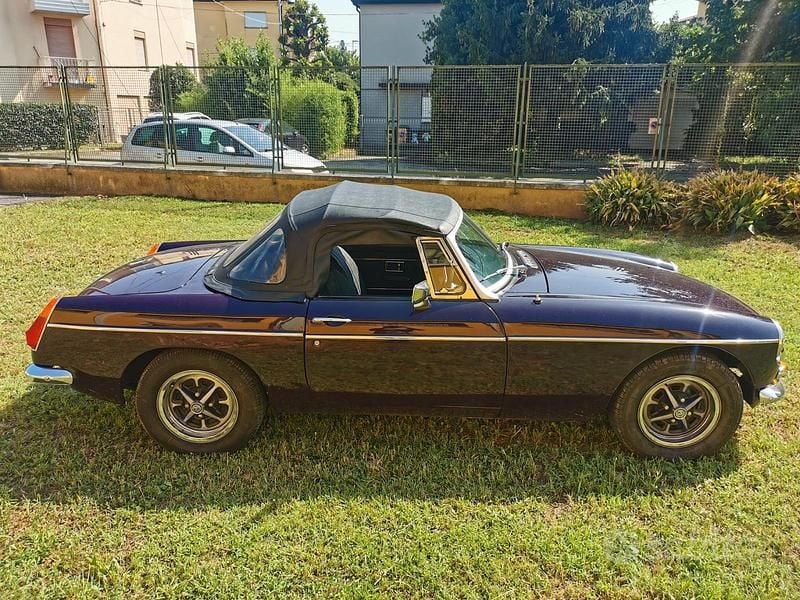Nero Usata 1970 MG B Cabrio | 11.950 € - Immagine 1/4