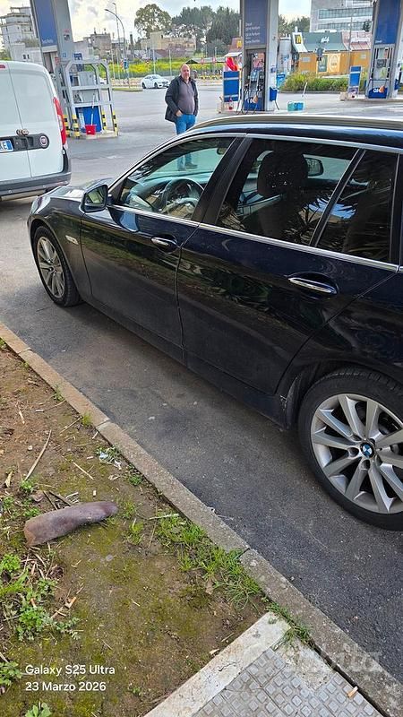 Usata BMW 520 Luxury Line 184 CV (135 kW) 2013 Blu Station wagon