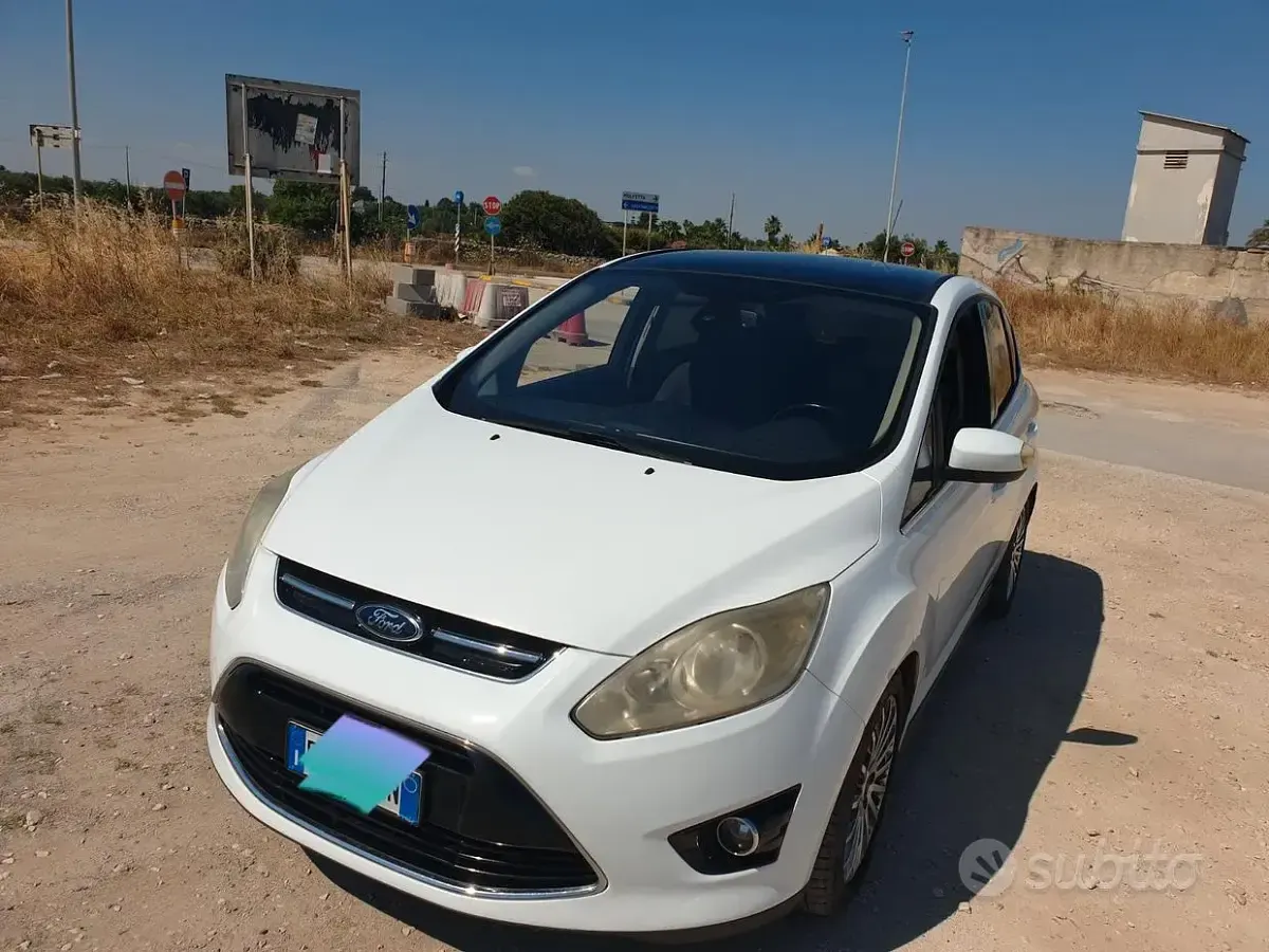 Usata Ford C-MAX Titanium 115 CV (84 kW) 2015 Bianco Monovolume