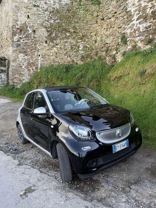 Usata Smart ForFour Passion 71 CV (52 kW) 2014 Utilitaria