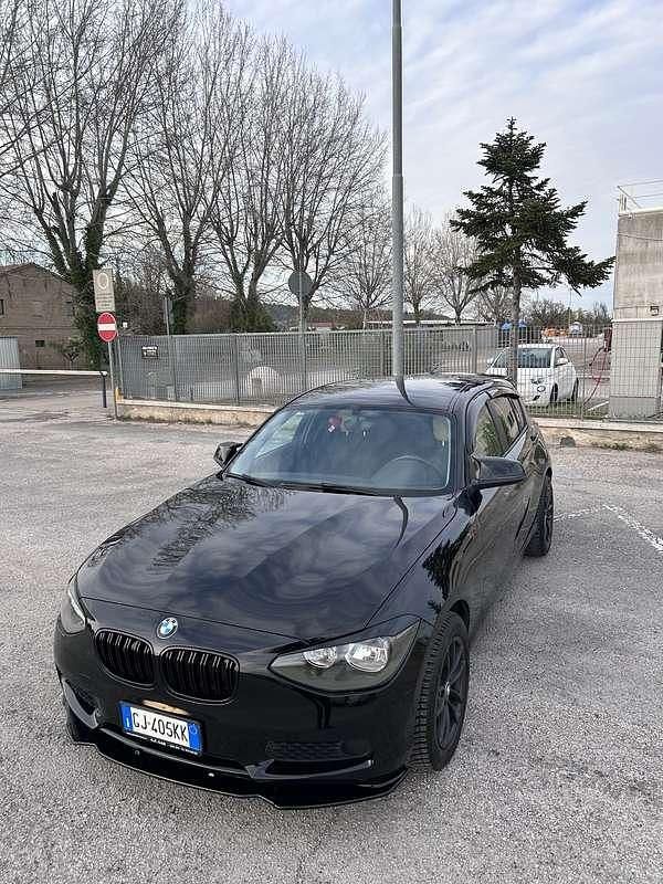 Usata BMW 114 Efficient Dynamics 95 CV (69 kW) 2015 Utilitaria