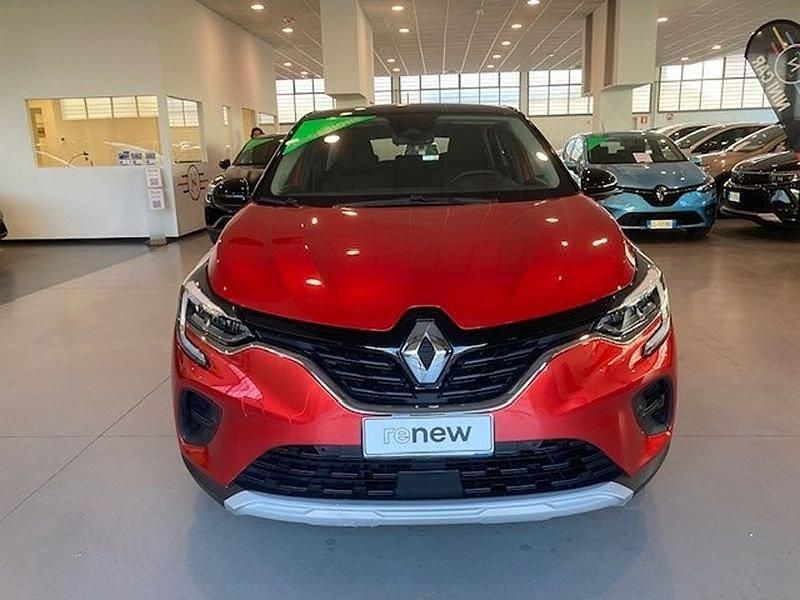 Usata Renault Captur Zen 145 CV (106 kW) 2022 Rosso SUV