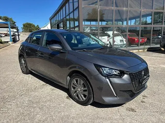 Usata Peugeot 208 GT 101 CV (74 kW) 2021 Grigio Utilitaria