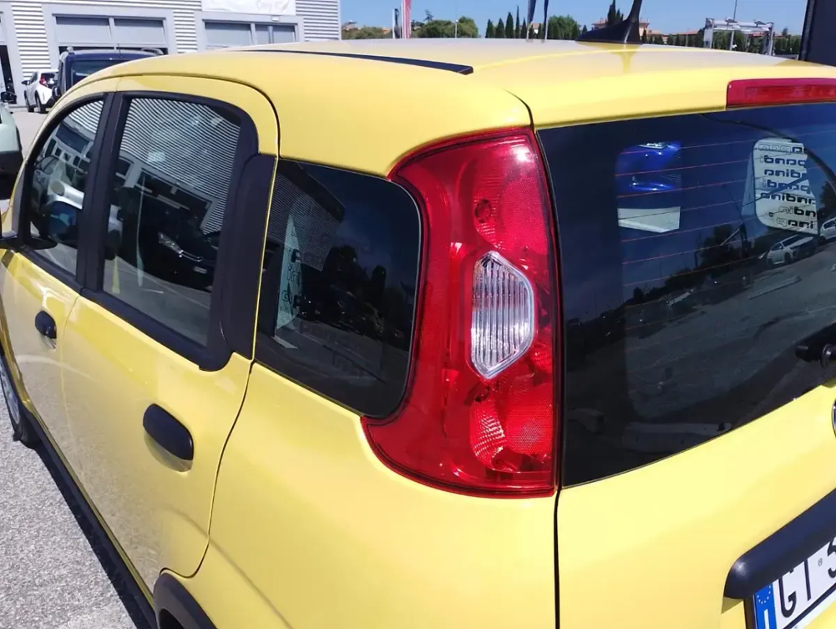 Usata Fiat Panda S 70 CV (51 kW) 2024 Giallo Utilitaria