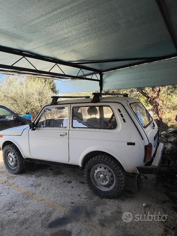 Usata Lada niva 2000 Bianco SUV