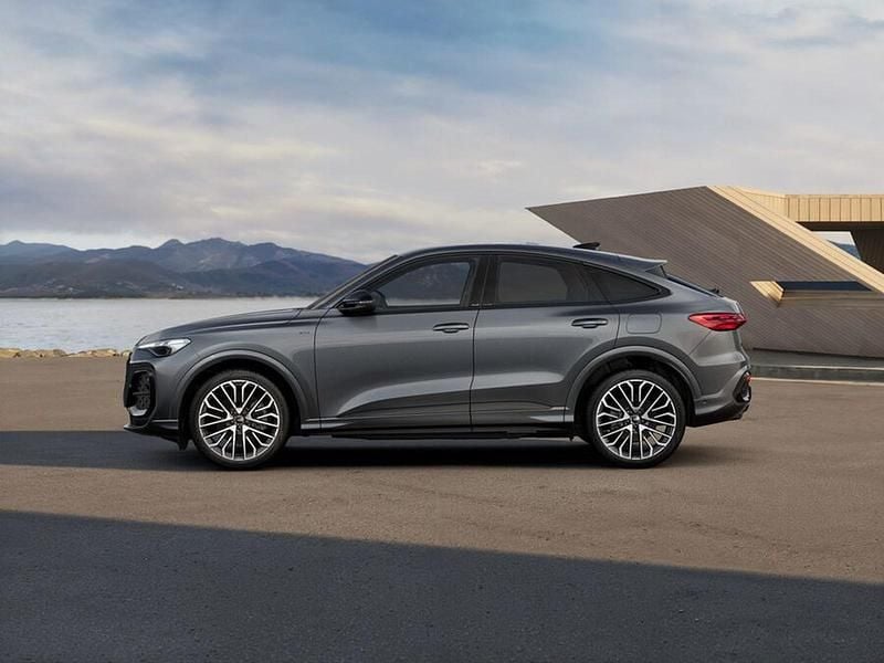 Nuova Audi Q5 Sportback S-Line 2026 Grigio daytona perlato SUV