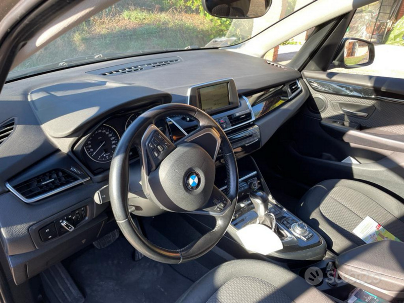 Usato 2015 BMW 218 Active Tourer 2.0 Diesel 150 CV (12.000 €)