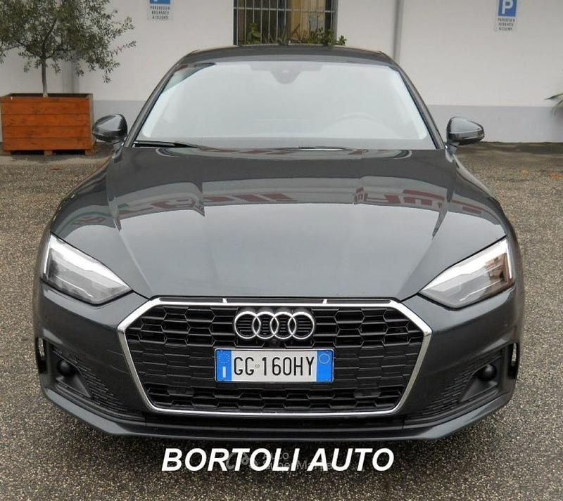 Usata Audi A5 Sportback Business 163 CV (119 kW) 2021 Grigio scuro Utilitaria