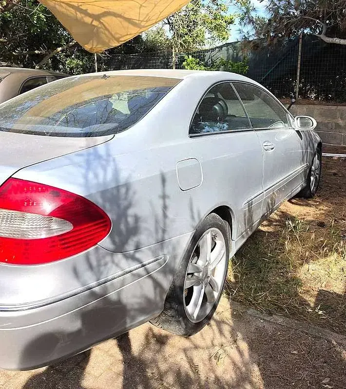 Usata Mercedes CLK220 Elegance 150 CV (110 kW) 2005 Argento Coupé