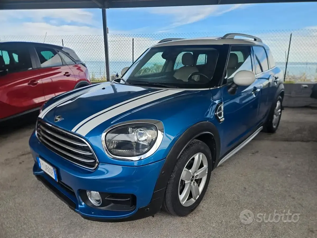 Usado Mini Cooper D Countryman 150 CV (110 kW) 2019 Azul SUV