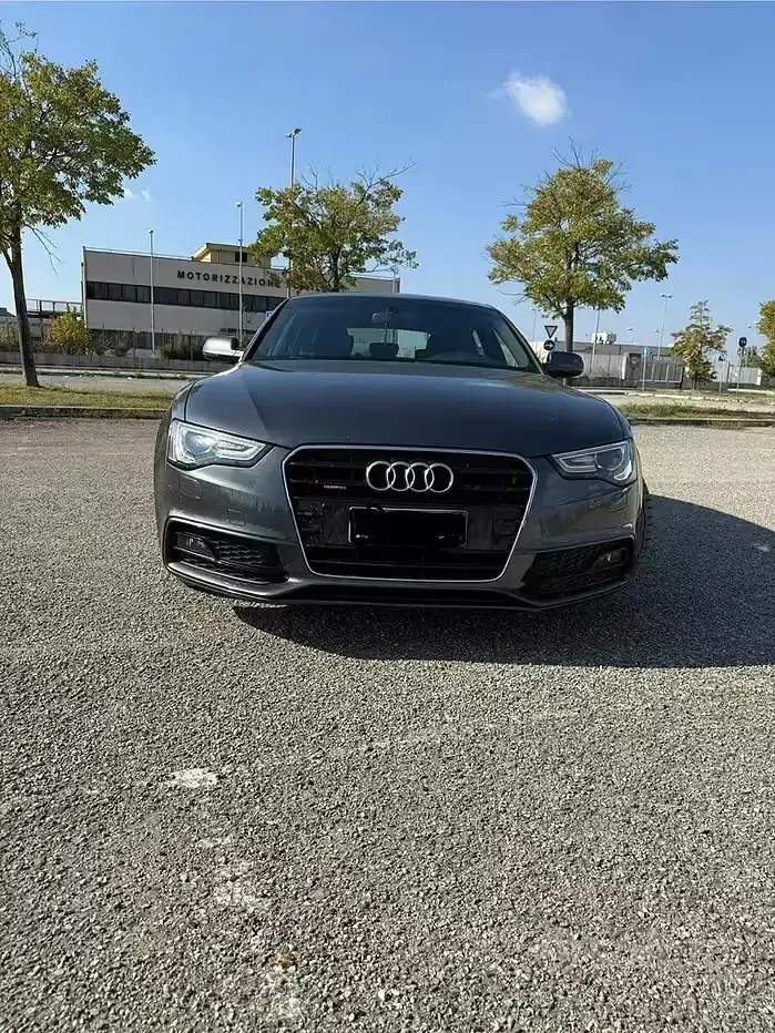 Usata Audi A5 Sportback S-Line 190 CV (139 kW) 2016 Grigio Utilitaria