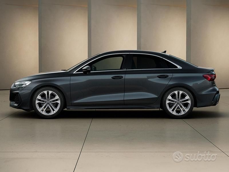 Nuova Audi A3 S-Line 150 CV (110 kW) 2025 Grigio Berlina