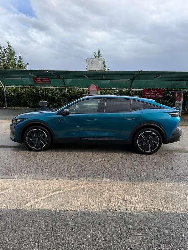 Usata Peugeot 408 GT 131 CV (96 kW) 2023 Berlina