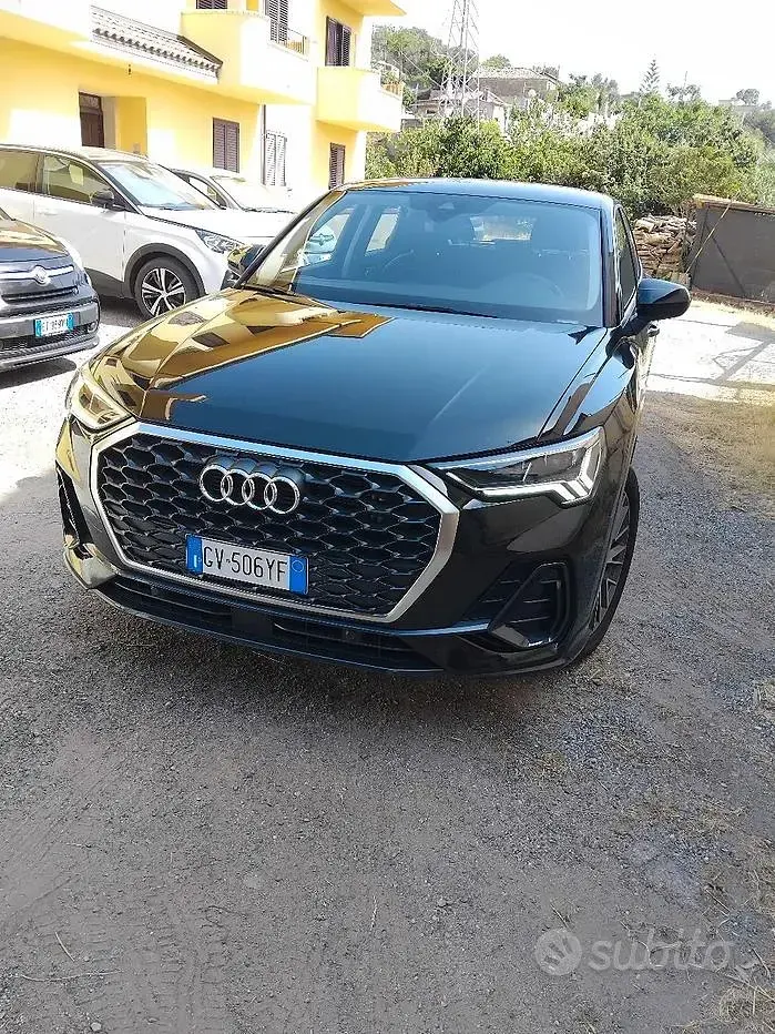 Usata Audi Q3 Sportback 150 CV (110 kW) 2024 Bluazzurro SUV