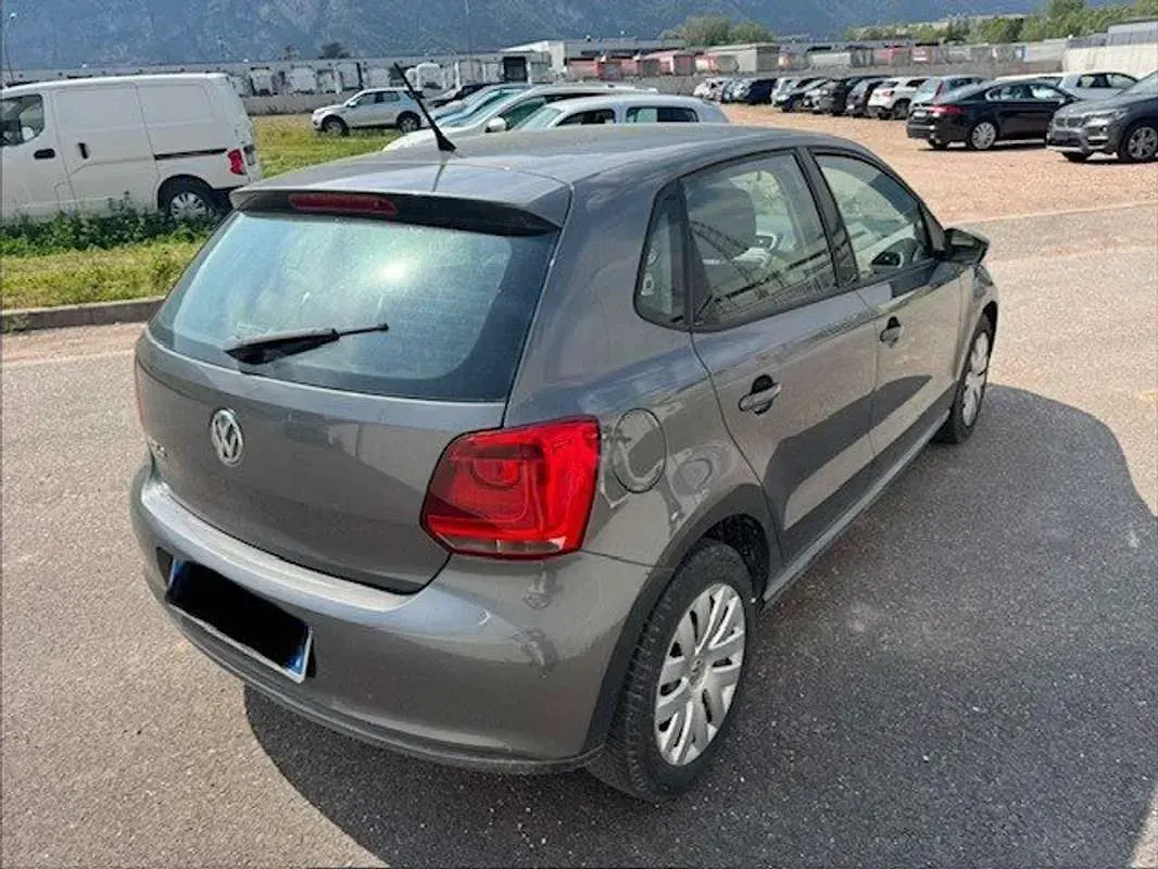 Usata VW Polo Comfortline 69 CV (50 kW) 2013 Grigio Utilitaria