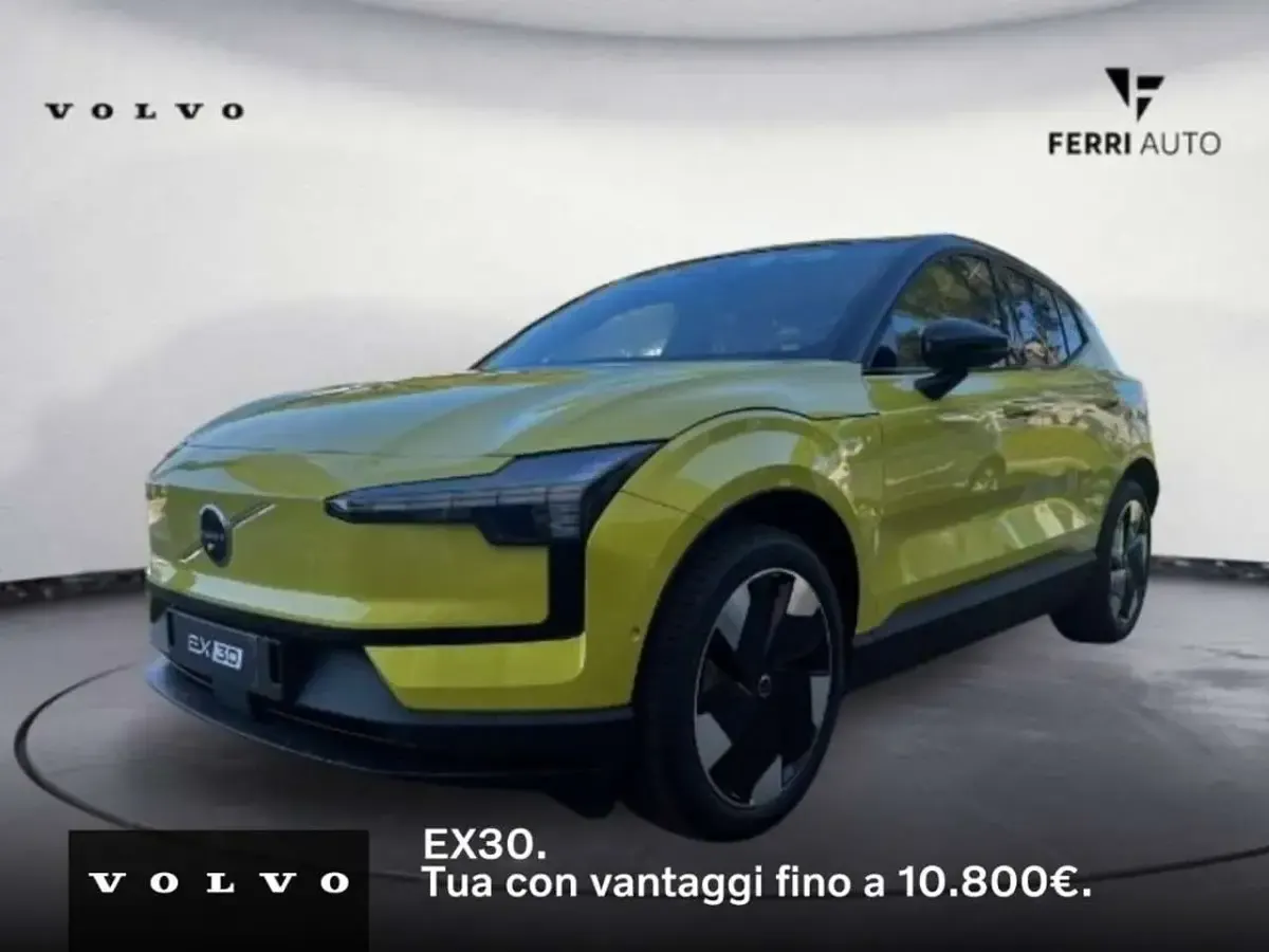 Usata Volvo EX30 Ultra 200 kW (272 CV) 2023 Giallo SUV