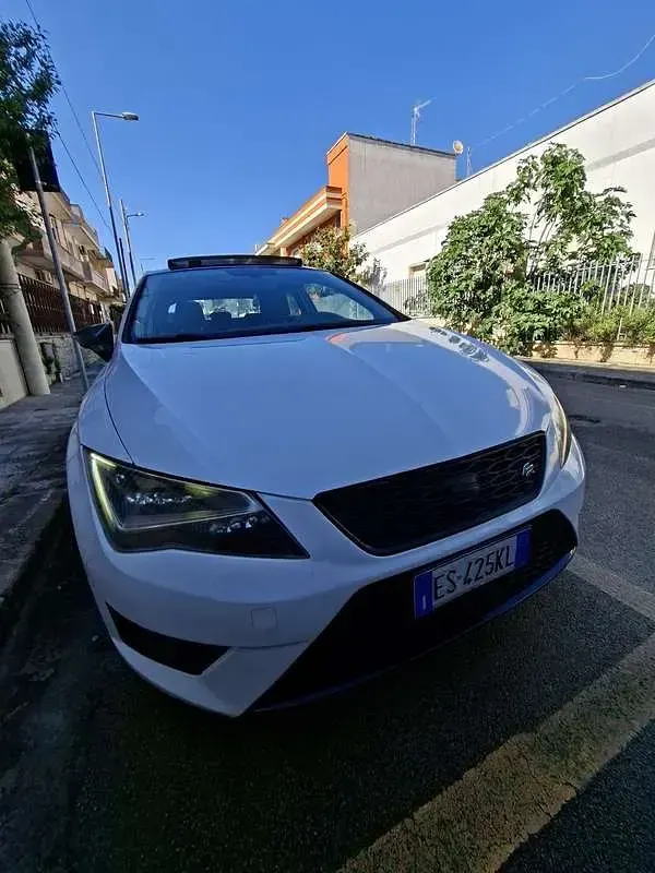 Usata Seat Leon SC FR 122 CV (89 kW) 2013 Bianco Utilitaria