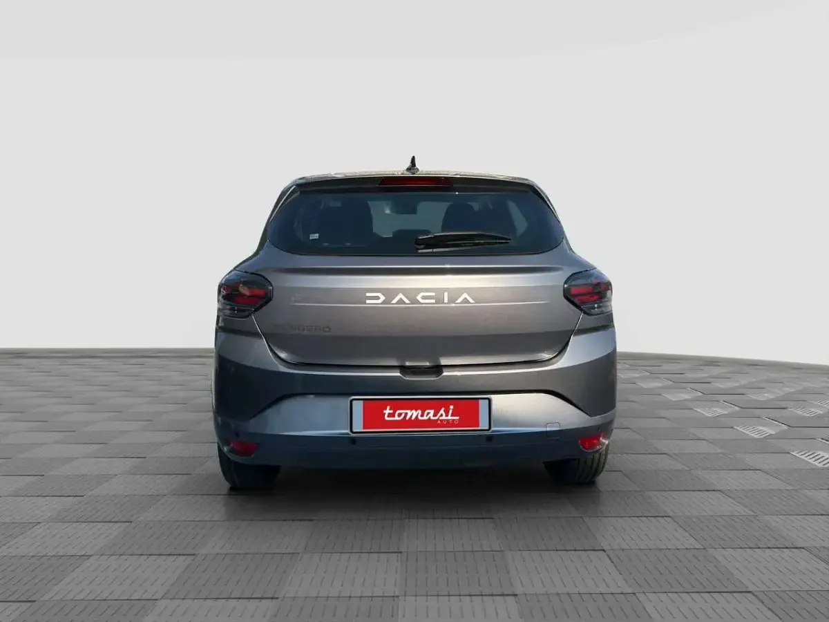 Usata Dacia Sandero Expression 101 CV (74 kW) 2026 Grigio scisto Utilitaria