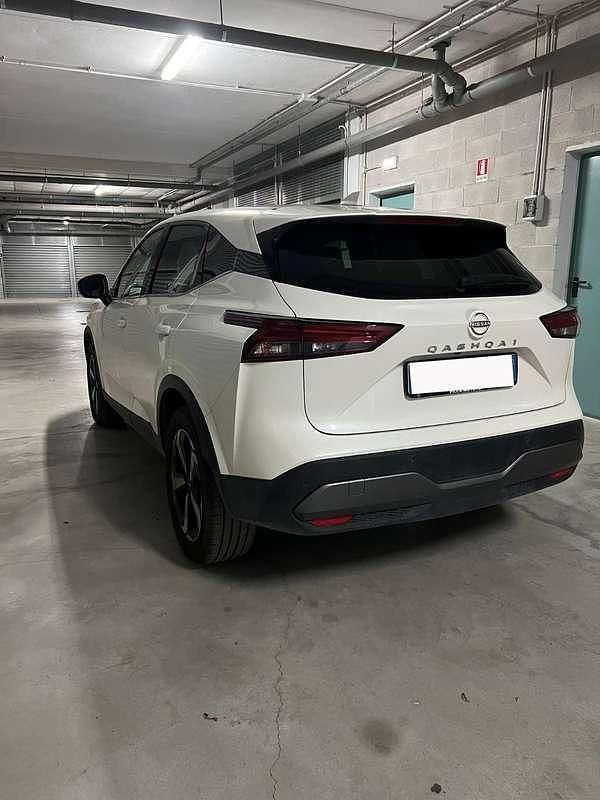 Usata Nissan Qashqai N-Connecta 140 CV (102 kW) 2023 Bianco SUV