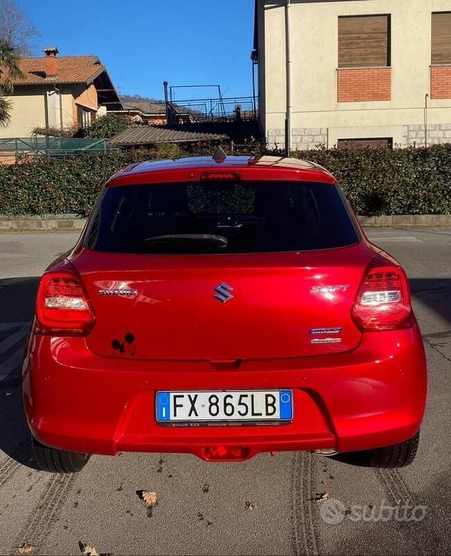 Rosso Usata 2019 Suzuki Swift Due volumi | 10.600 € (Buon prezzo) - Immagine 1/4