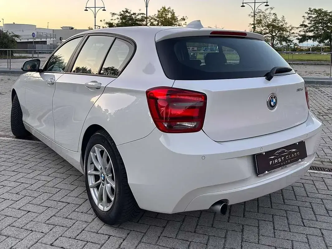 Usata BMW 118 143 CV (105 kW) 2013 Bianco Utilitaria