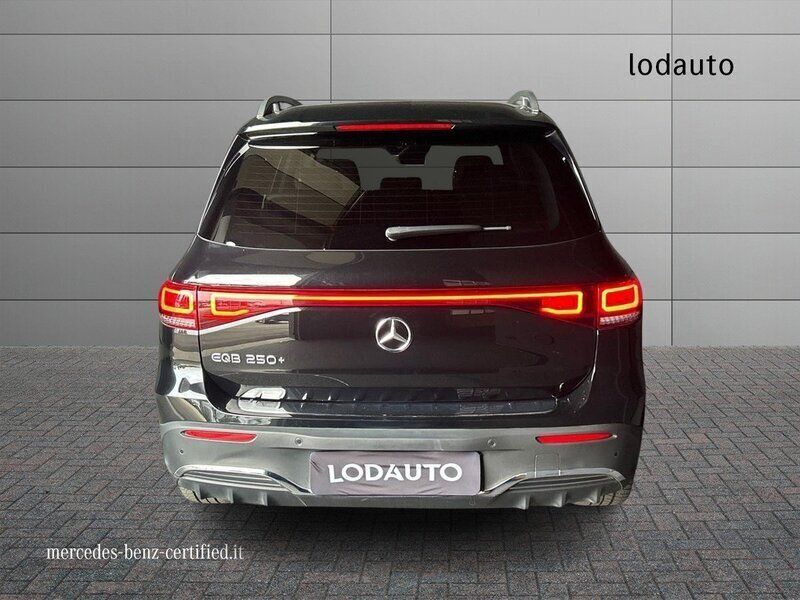 Usata Mercedes EQB250 Premium Plus 94 kW (129 CV) 2024 Nero SUV