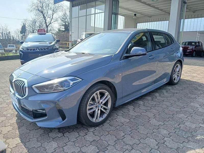 Usata BMW 118 140 CV (102 kW) 2020 Blu/azzurro Utilitaria