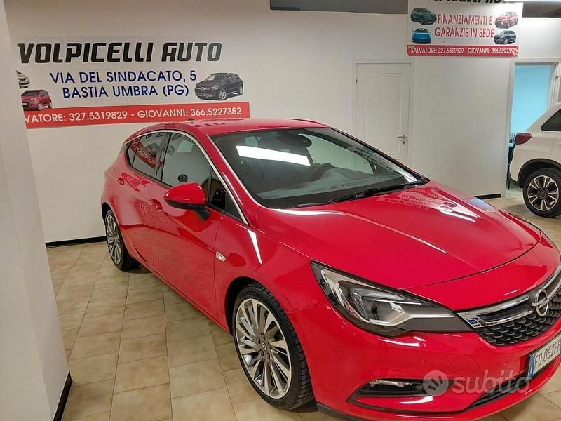 Usata Opel Astra 135 CV (99 kW) 2016 Rosso Berlina