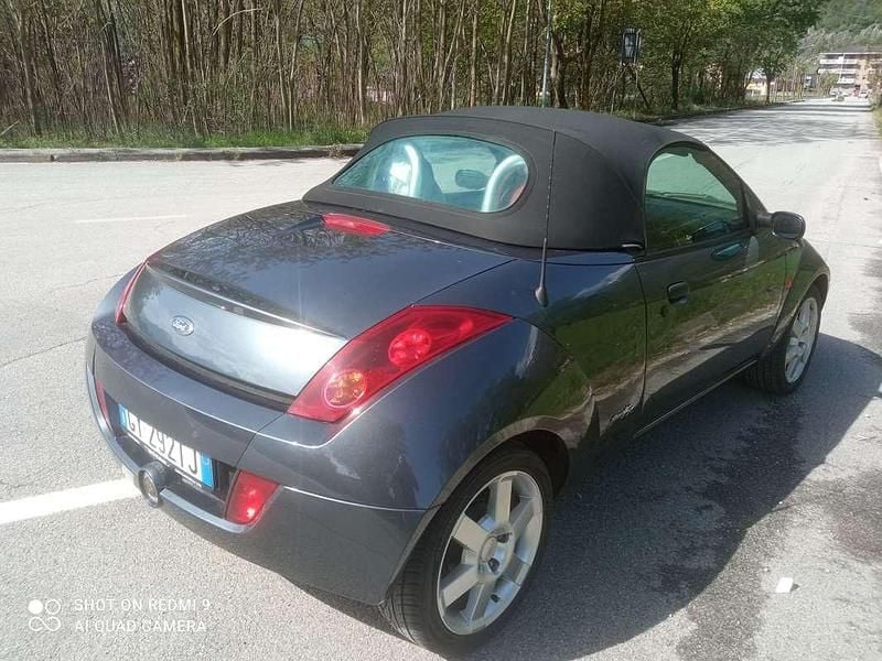 Begagnad Ford StreetKa 95 HK (69 kW) 2003 Silver Cab