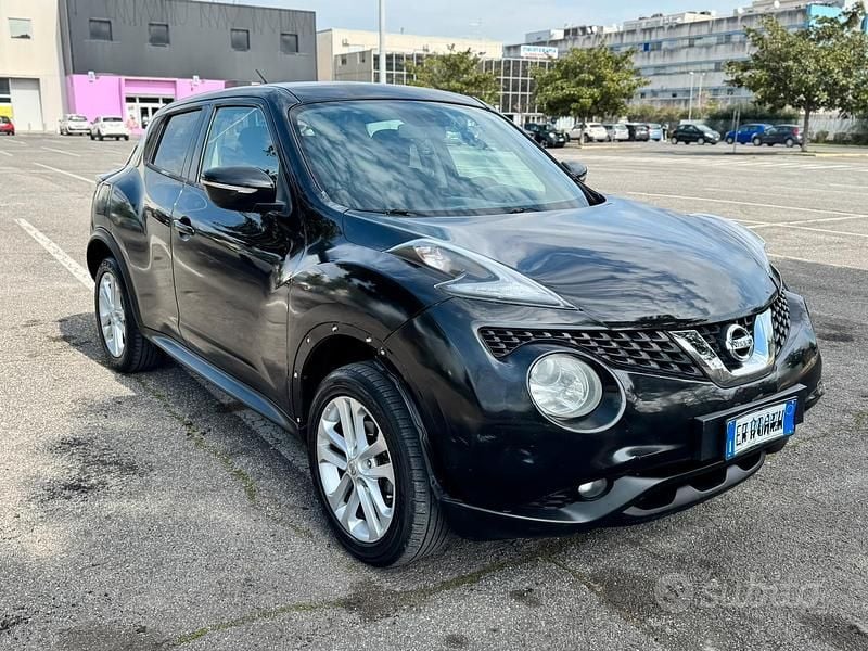 Usata Nissan Juke Acenta 110 CV (80 kW) 2014 Marrone SUV