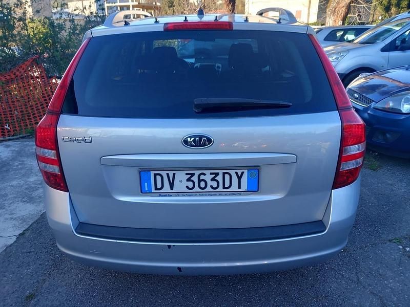 Usata Kia Ceed EX 126 CV (92 kW) 2009 Argento Utilitaria
