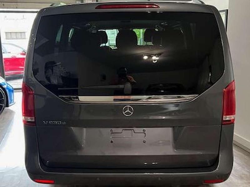 Usata Mercedes V250 Premium 190 CV (139 kW) 2020 Grigio Monovolume