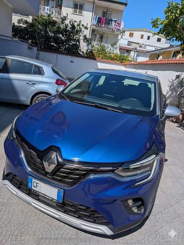 Usata Renault Captur Intens 94 CV (69 kW) 2021 Blu/azzurro SUV