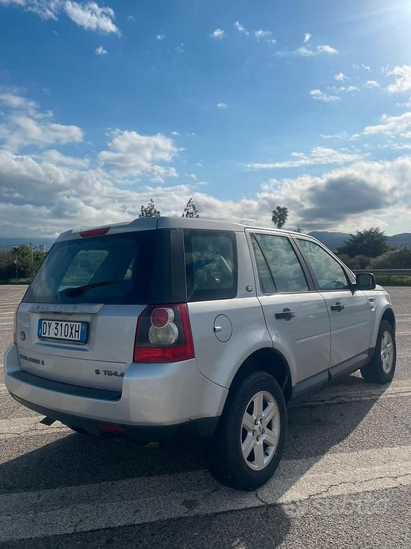 Usata Land Rover Freelander 2 160 CV (117 kW) 2009 Grigio SUV
