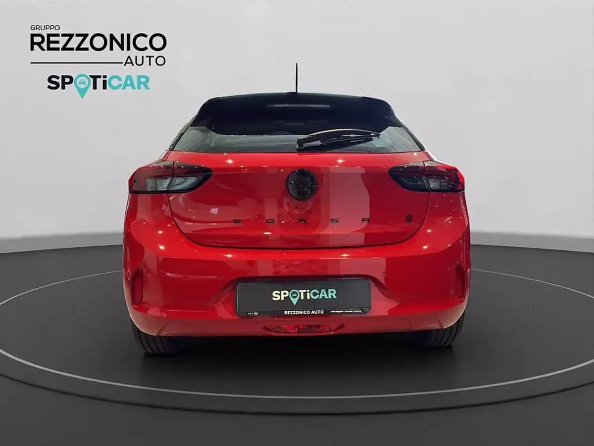 Nuova Opel Corsa 56 kW (77 CV) 2025 Rosso metallizzato Utilitaria