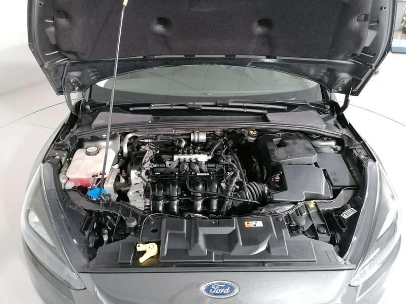 Usata Ford Focus Titanium 120 CV (88 kW) 2016 Grigio(met.) Station wagon