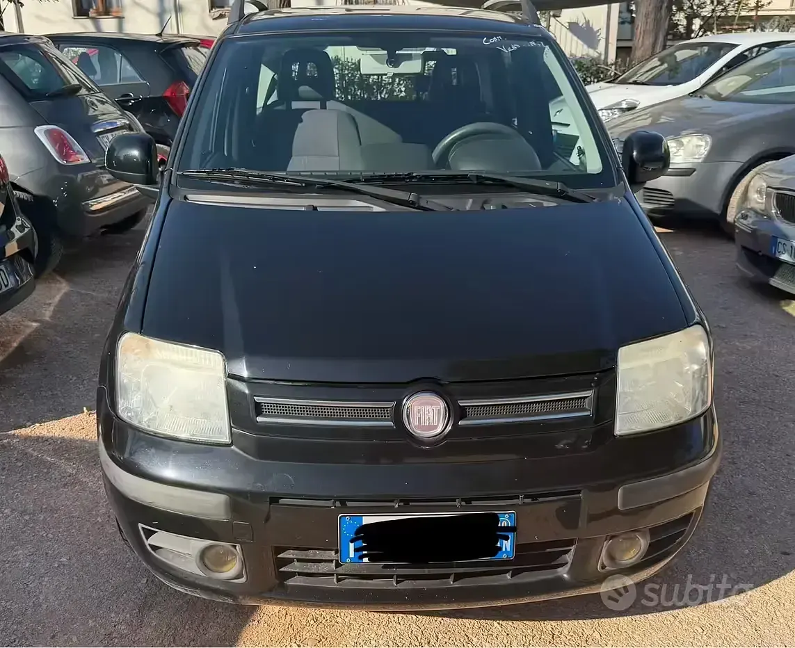 Usata Fiat Panda Dynamic 69 CV (50 kW) 2010 Nero Utilitaria